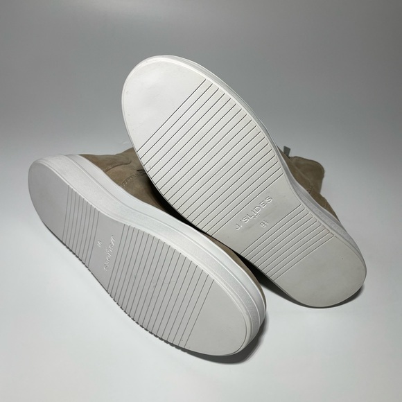 NWOB J Slides Wally Bootie - Picture 5 of 6